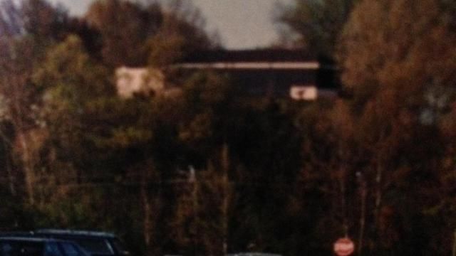 Crossroads restaurant atop Kidd Hill in the 1980s. Photo courtesy of: Betty Sellers Beljan