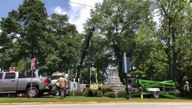 Fayetteville removes Confederate statue from Haymount