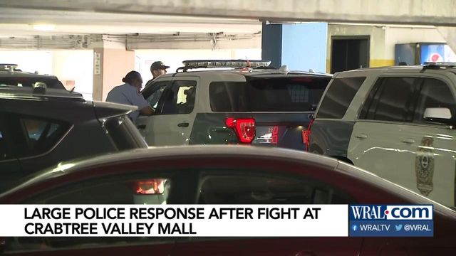 Raleigh police respond to Crabtree Valley Mall, witnesses report fight in food court