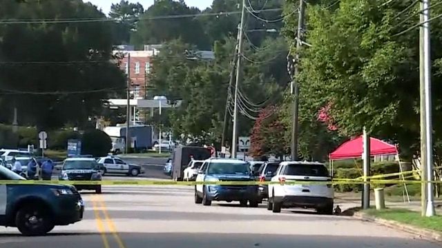 Man shot overnight near Wake Forest Road in Raleigh