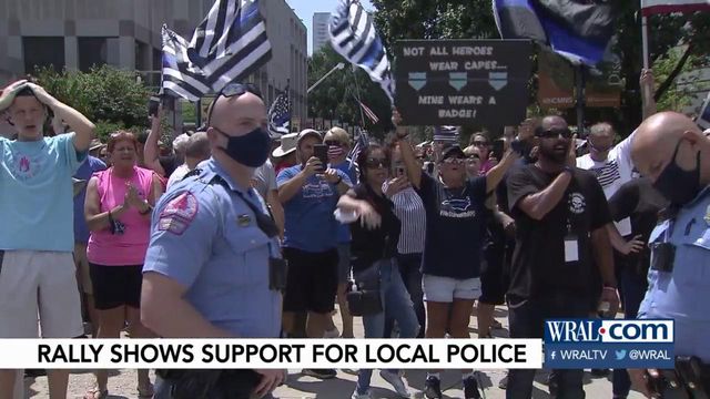 Back the Blue: Rally to support Raleigh police draws large crowd in downtown