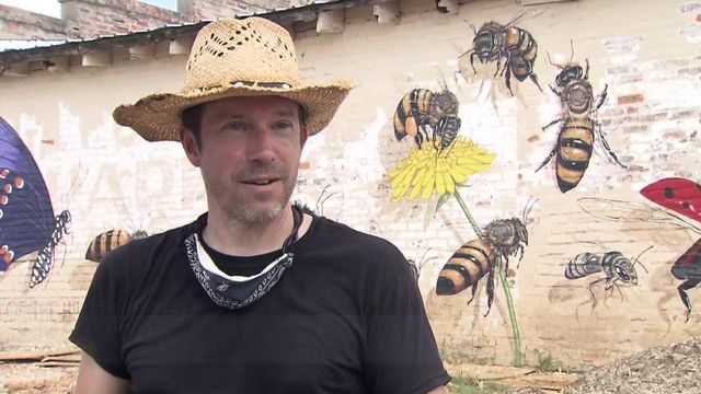 New mural proves Wendell is 'place to bee'
