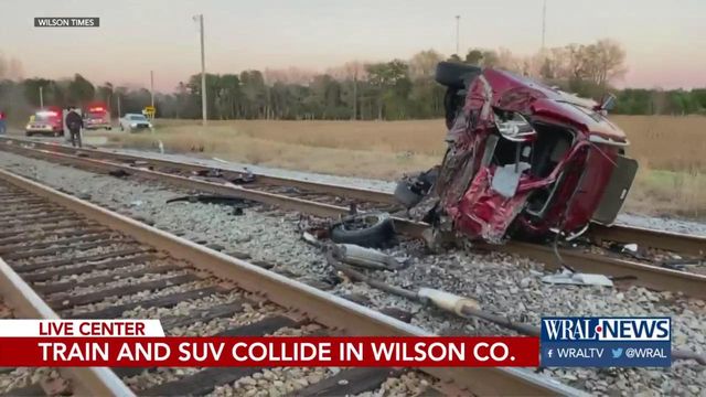 Train and SUV collide in Wilson County