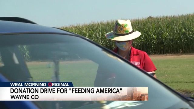 TODAY hosts donation drive for 'Feeding America'