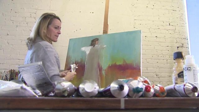 Tar Heel Traveler: Charlotte woman finds calling in painting angels