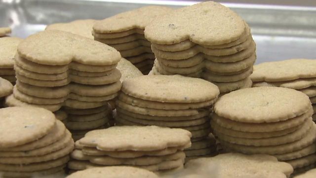 Tar Heel Traveler: Moravian cookies the way they were meant to be made