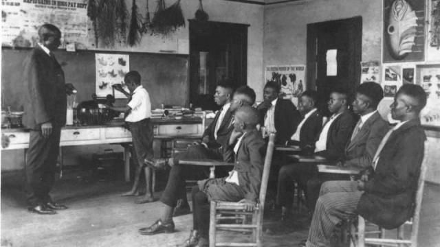 Students in the Berry O' Kelly School in Historic Method, courtesy of the City of Raleigh