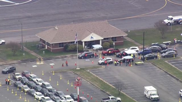 Sky 5 flies over extremely long COVID vaccine lines in Franklin County