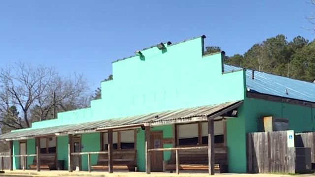 Owners of sweepstakes parlor cleared out building