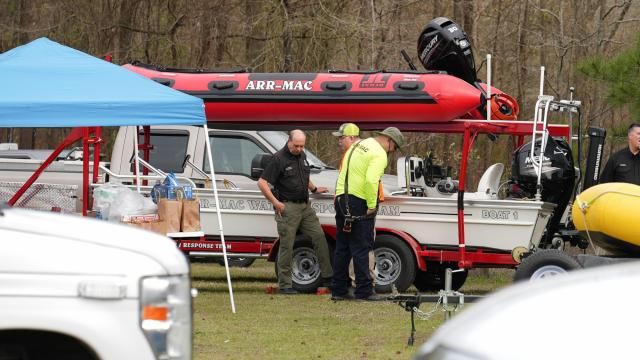 Crews looking for father and son in Neuse River say water is deep, dangerous 