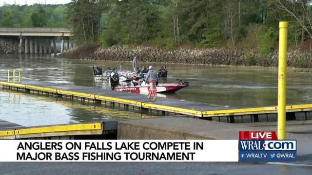 Anglers head out to Falls Lake for Major League Fishing Tournament