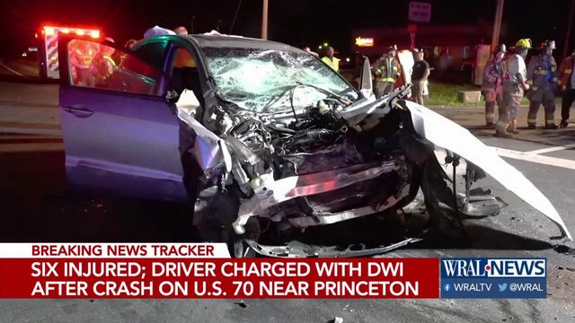 6 hospitalized in crash in Princeton; Driver charged with DWI