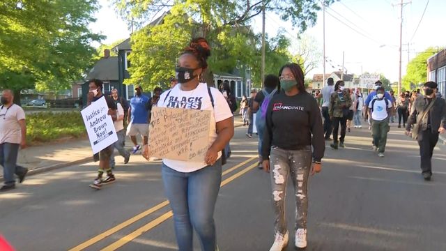 Protests continue in Elizabeth City Saturday as crowd of nearly 100 gathers
