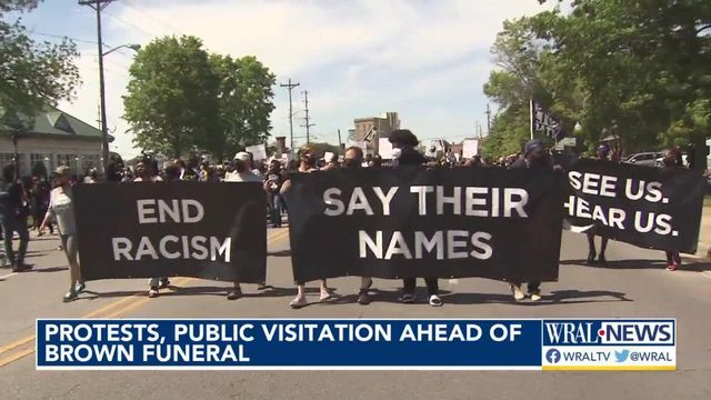 Protests, public visitation held ahead of Andrew Brown Jr.'s funeral