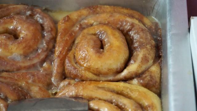 Pittsboro woman overcomes disability to ship renowned cinnamon rolls all over the world