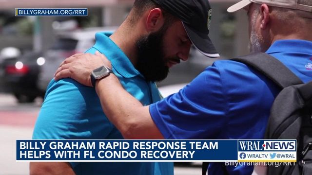 Billy Graham Rapid Response Team helps with Florida condo collapse recovery efforts 