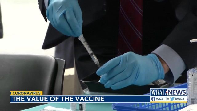 Doctors explain crucial protections of COVID-19 vaccines despite breakthrough cases
