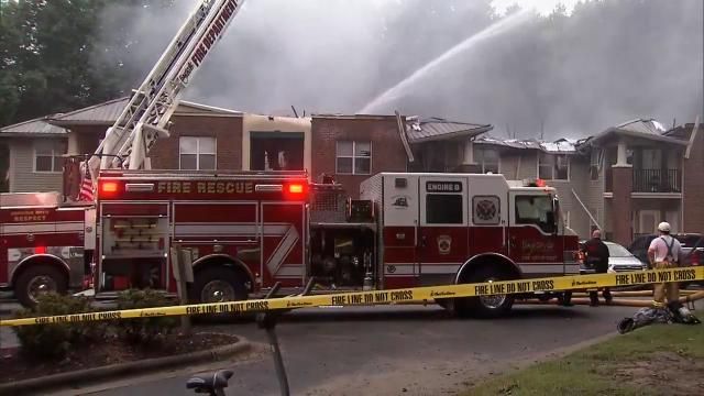 3-story apartment complex catches fire in Fayetteville