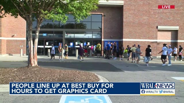 Gaming card creates long lines at Best Buy