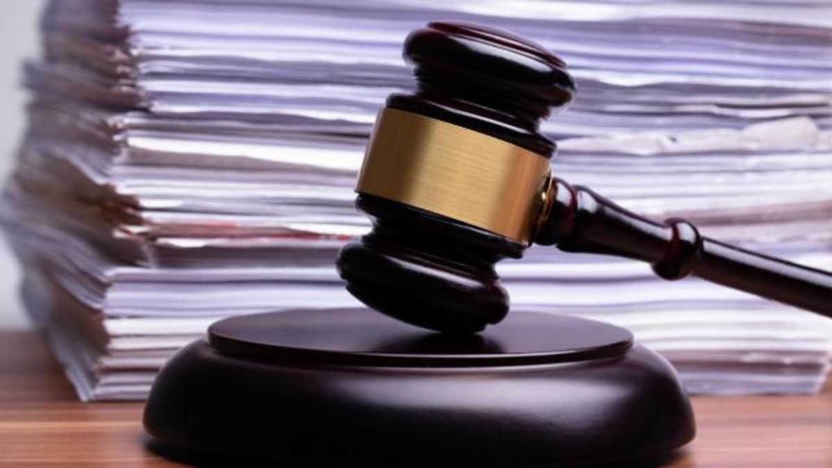 Court, gavel, judge, justice