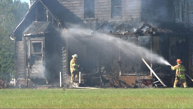 Dogs rescued from burning Johnston County home