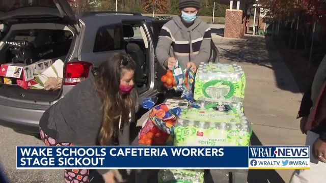 Parents donating food to schools during shortage of cafeteria workers