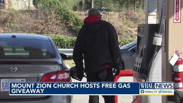 Raleigh church hosts gas giveaway