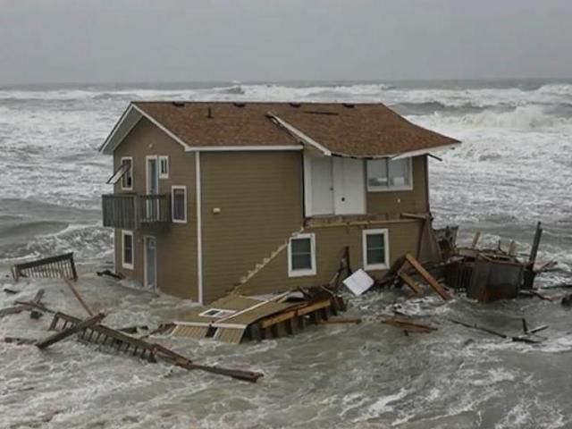 Weathering the storm: Homes collapsing on Outer Banks a reminder of NC ...