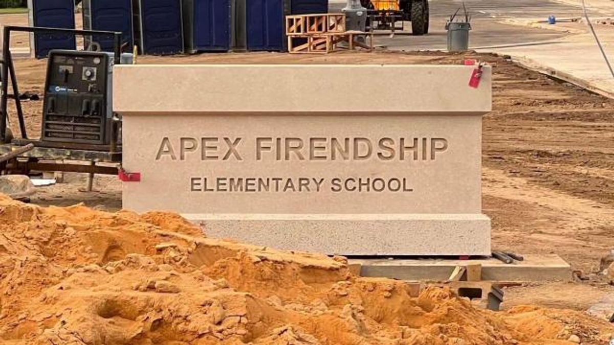 Typo in Apex Friendship Elementary School sign