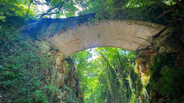 Firsthand exploration of abandoned stagecoach bridge 
