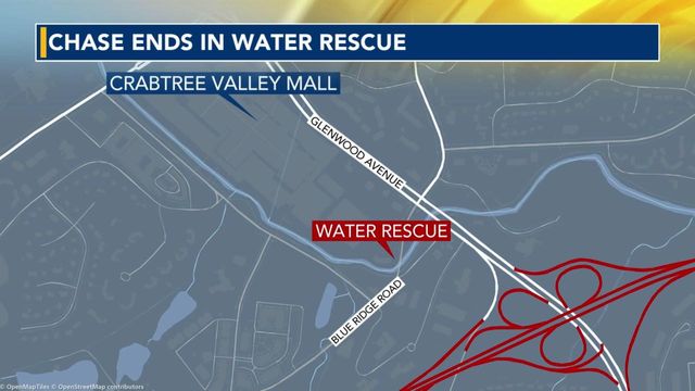 Shoplifter rescued from creek at Crabtree Valley