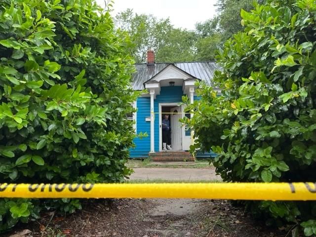 Armed robbery, murder at home on North Windsor Drive in Fayetteville 