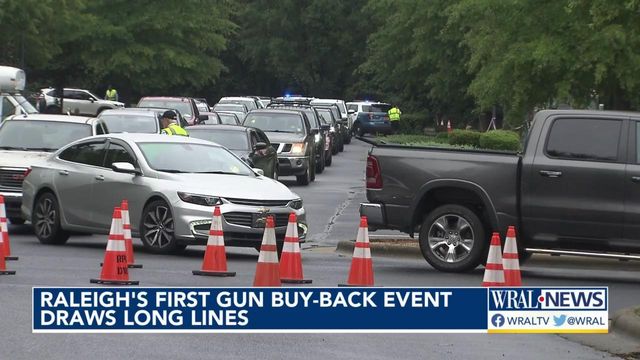 Raleigh's first gun buyback event draws long lines 