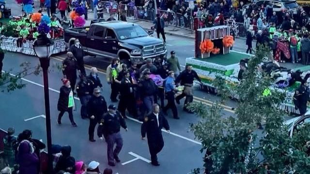 Raleigh Christmas Parade