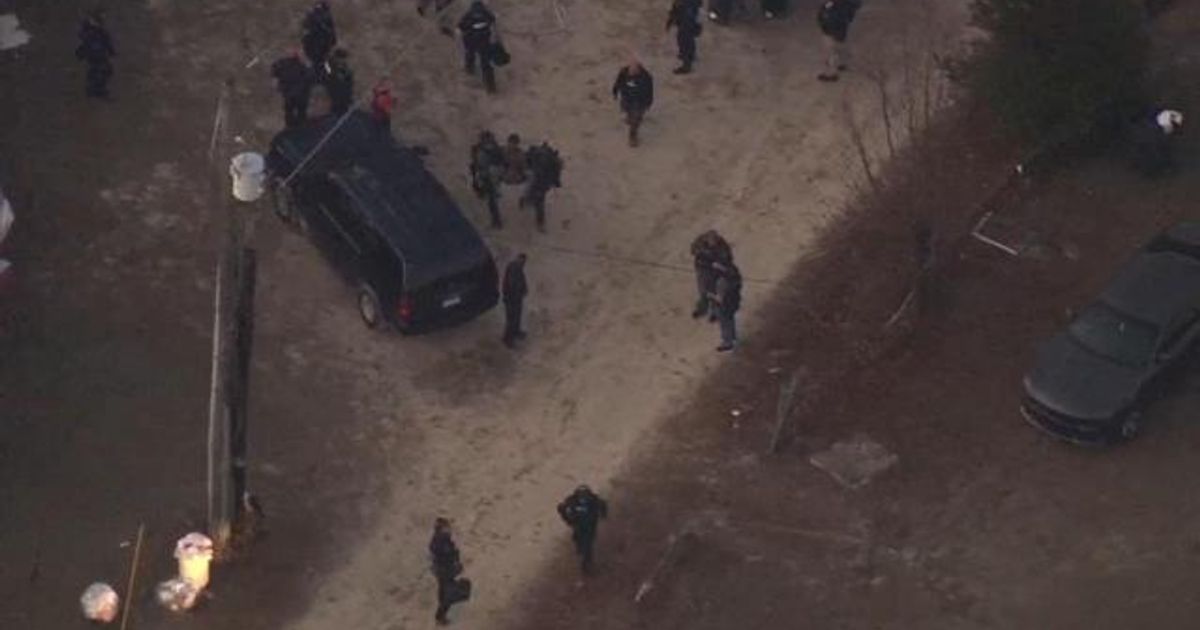 Fayetteville man taken into custody after nearly six-hour standoff ...