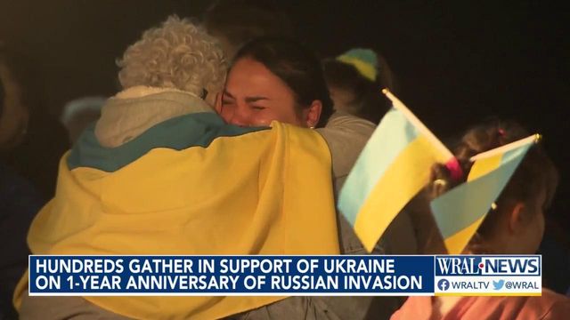 Hundreds gather in support of Ukraine on one-year anniversary of Russian invasion.