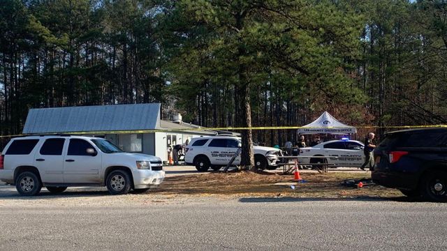 Person killed outside Fat Juniors Grill in Sanford