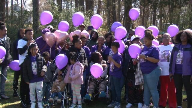 Nicole Bullock balloon release