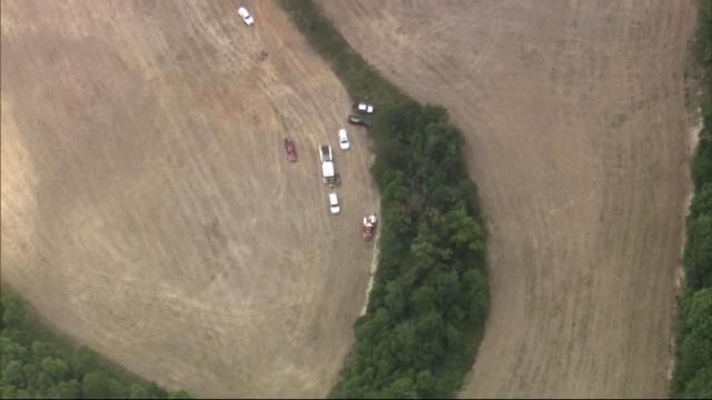 Small plane crashes in Orange County