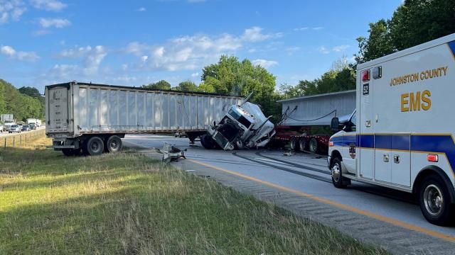 25-year-old man arrested after fleeing the scene of deadly I-40 tractor ...