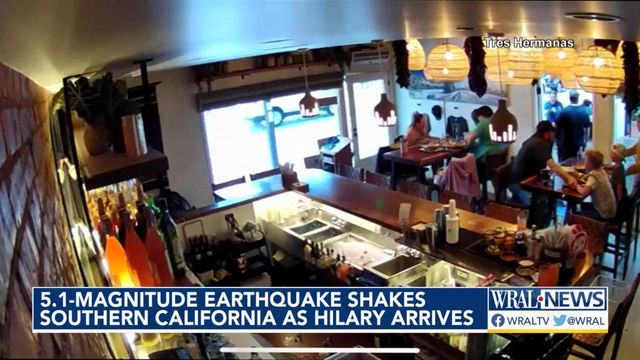 On cam: Earthquake shakes California cafe with people inside