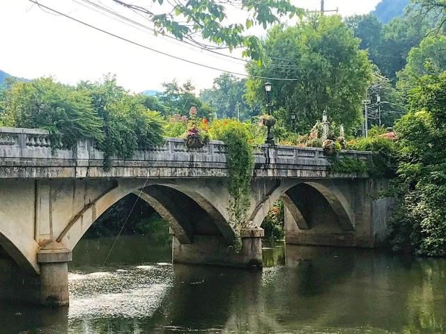 Lake Lure Flowering Bridge in North Carolina mountains