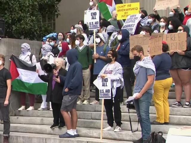 Sides Clash As UNC-Chapel Hill Protest Between Pro-Palestine, Pro ...