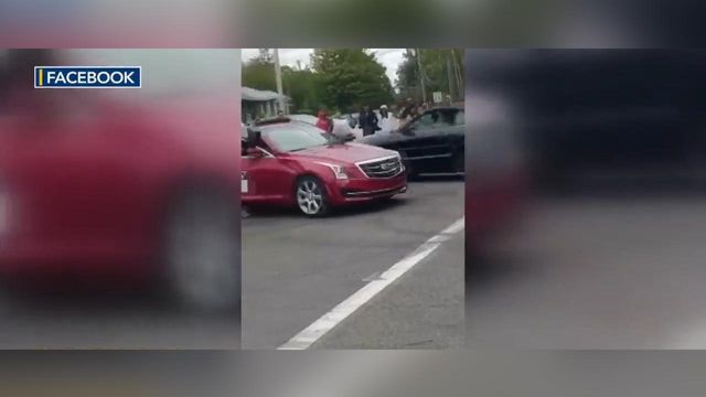 Caught on cam: Wrong-way driver nearly hits parade-goers at Hillside Homecoming Parade