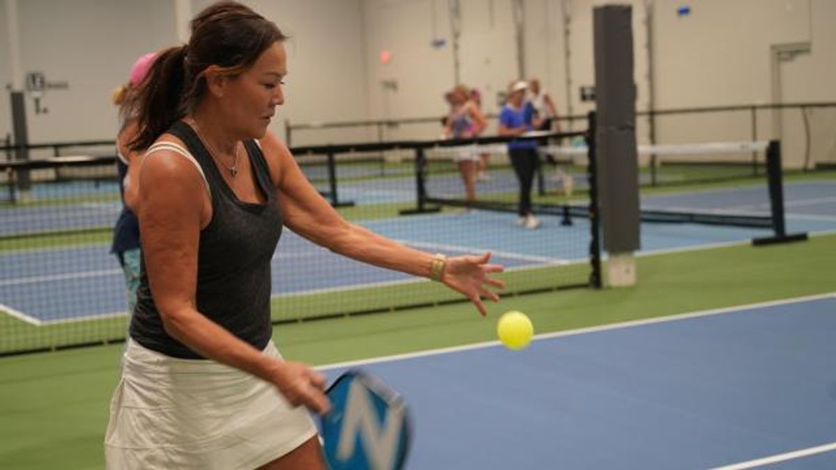 Pickles and Play's Wake Forest location features seven indoor pickleball courts.