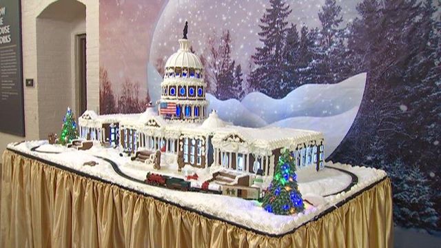 Gingerbread house made in shape of U.S. Capitol on display