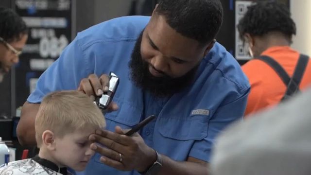 Raleigh barber shop holds 'free haircuts for Christmas' event to help families with financial challenges