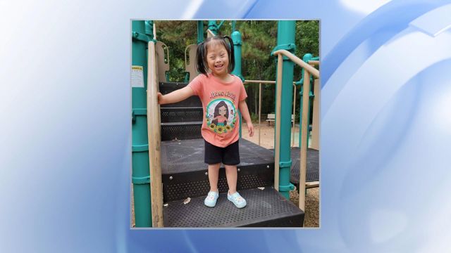 6-year-old girl dies after being hit by car in Cary
