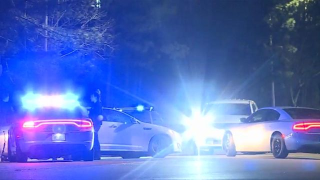 Chase ends in 1 arrest, crash in Raleigh