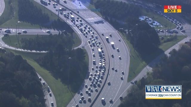 Crash involving motorcycle on I-40 westbound causes major delays